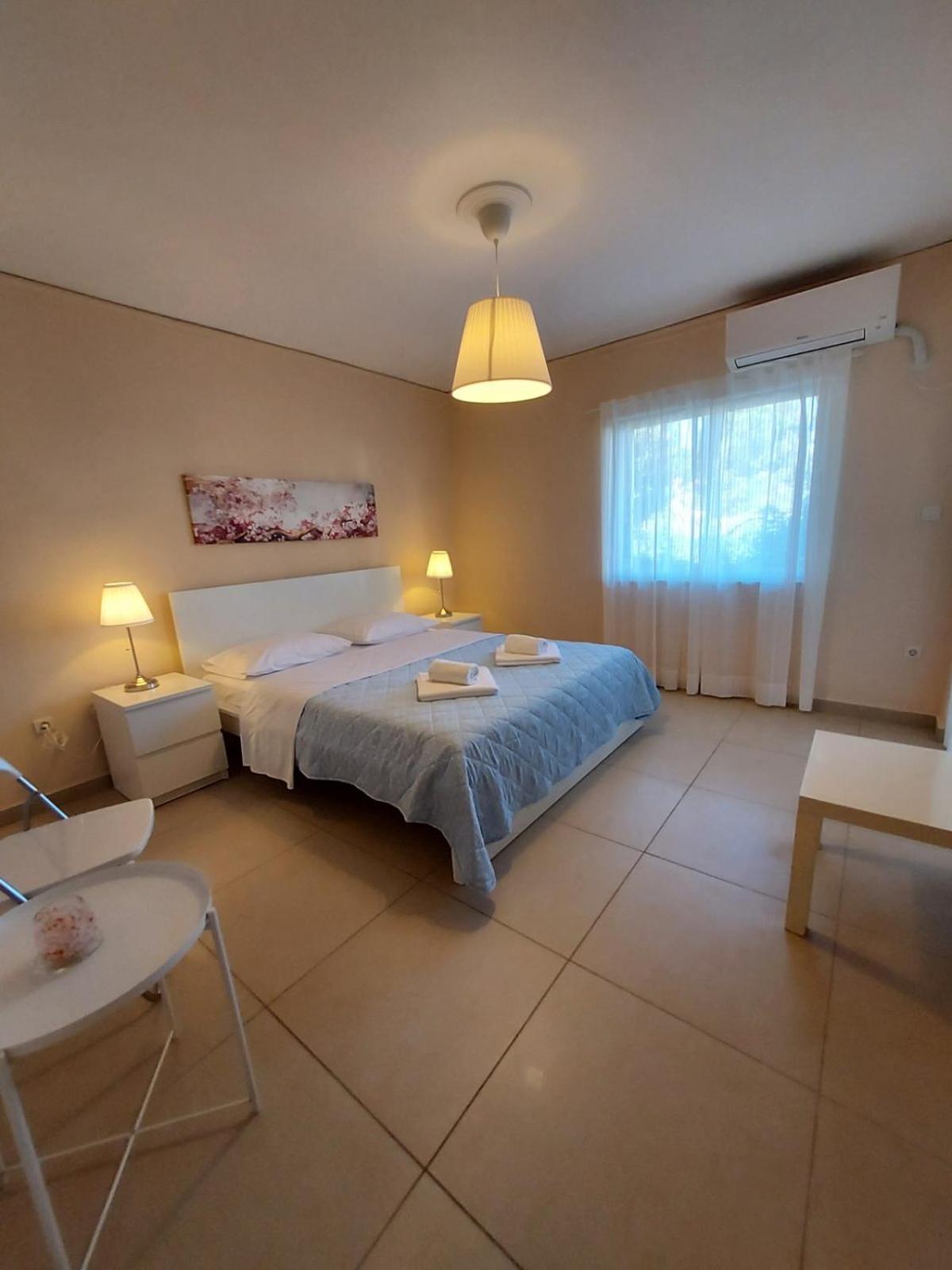 Oikika I 6 Apartment Artemida  Bagian luar foto